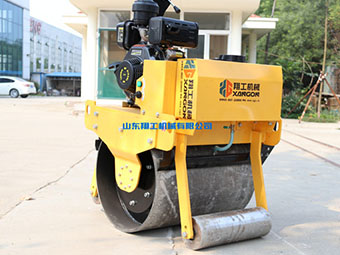 翔工小型壓路機(jī)：小身材，大力量