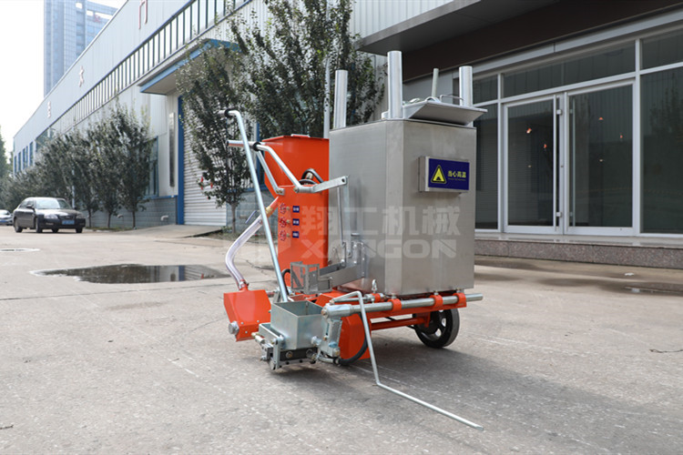 單鋼輪振動壓路機(jī)不振動怎么辦？應(yīng)究其原因?qū)ΠY下藥